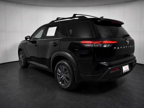 Certified 2023 Nissan Pathfinder SV AWD/4WD image 6