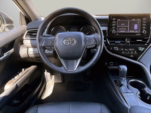 Used 2023 Toyota Camry SE w/ Convenience Package FWD image 12