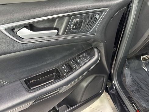 Used 2020 Ford Edge ST w/ Cold Weather Package AWD/4WD image 11