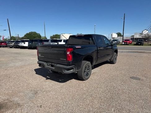 Certified 2021 Chevrolet Silverado 1500 Custom Trail Boss AWD/4WD image 6