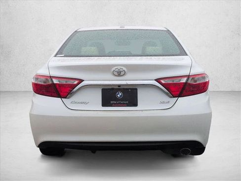 Used 2017 Toyota Camry XLE w/ Moonroof Package image 7