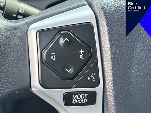 Used 2018 Toyota Tundra Limited image 23