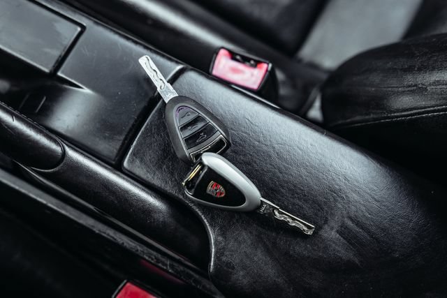 Used 2006 Porsche Cayman S RWD image 74