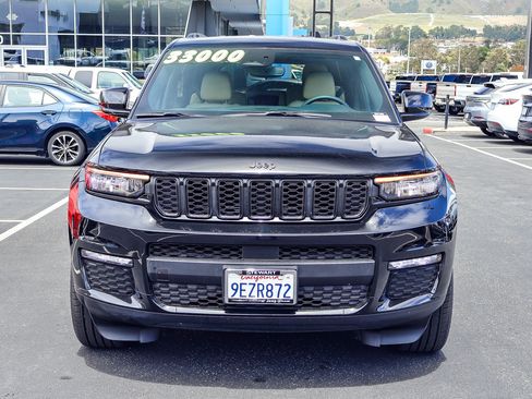 Used 2023 Jeep Grand Cherokee L Limited w/ Black Appearance Package RWD image 20