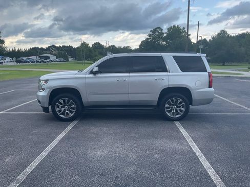 Used 2019 Chevrolet Tahoe LT AWD/4WD image 11