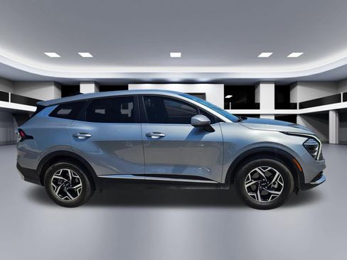 Certified 2025 Kia Sportage LX FWD image 7