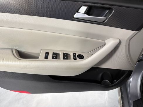 Used 2016 Hyundai Sonata Sport FWD image 8