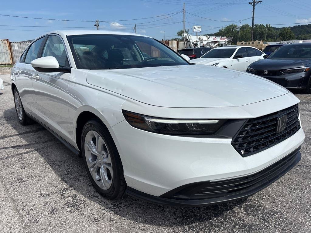 Used 2026 Honda Accord LX image 5