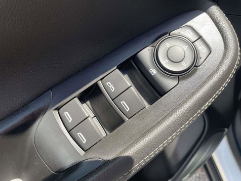 Used 2024 Buick Encore GX Preferred FWD image 6