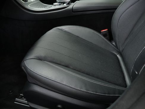 Used 2020 Mercedes-Benz E 350 4MATIC Sedan image 18