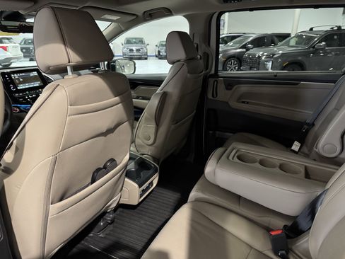 Used 2024 Honda Odyssey Elite image 33