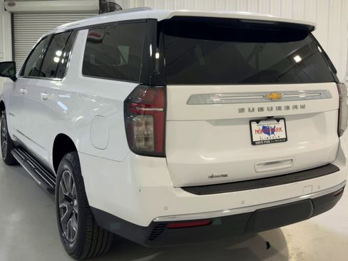 Used 2024 Chevrolet Suburban LS w/ Driver Alert Package image 8