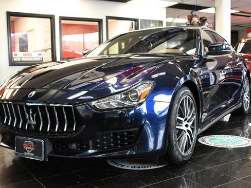 Used 2019 Maserati Ghibli S Q4 AWD/4WD image 1