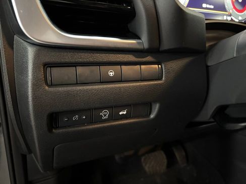 Certified 2026 Nissan Rogue SL AWD/4WD image 26