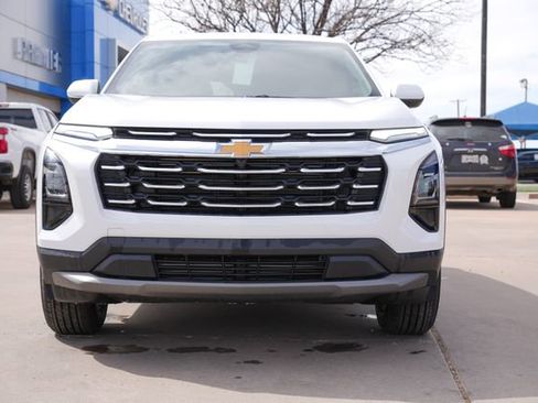 New 2026 Chevrolet Equinox LT image 9