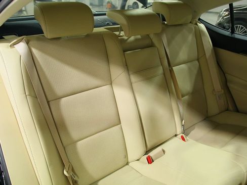 Used 2014 Lexus ES 350 w/ Premium Package FWD image 24