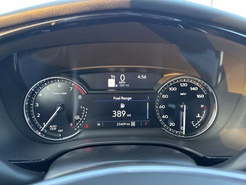 Used 2025 Cadillac XT5 Premium Luxury image 15