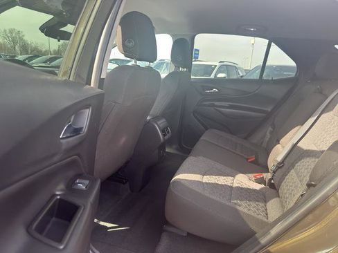 Used 2023 Chevrolet Equinox LT AWD/4WD image 29