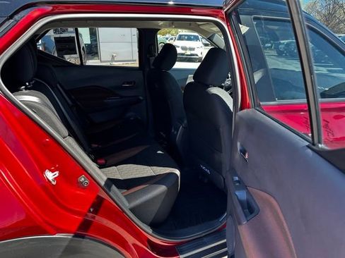 Used 2024 Nissan Kicks SR FWD image 14