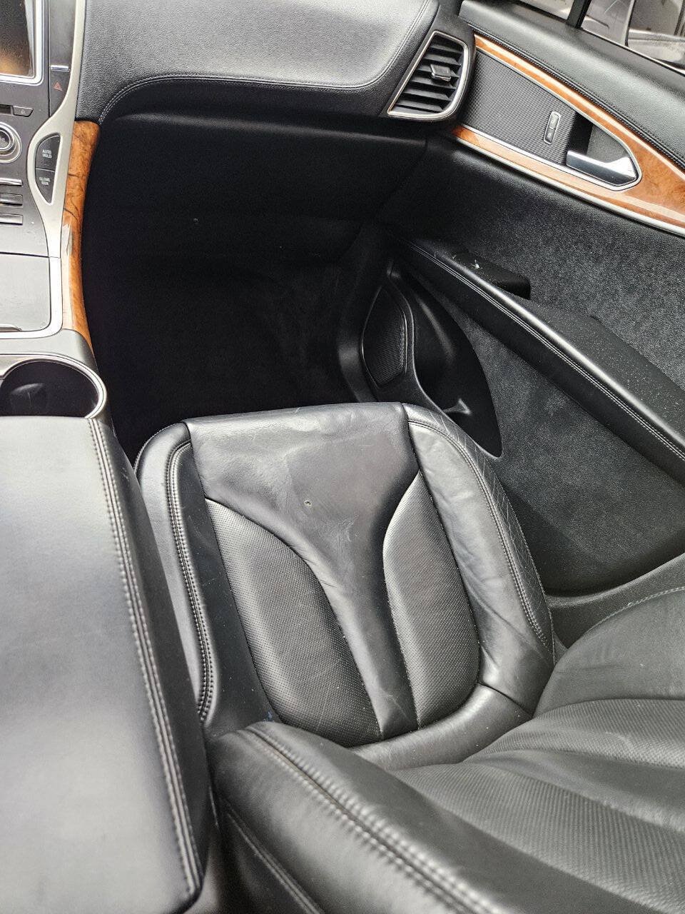 Used 2016 Lincoln MKX Select AWD/4WD image 6