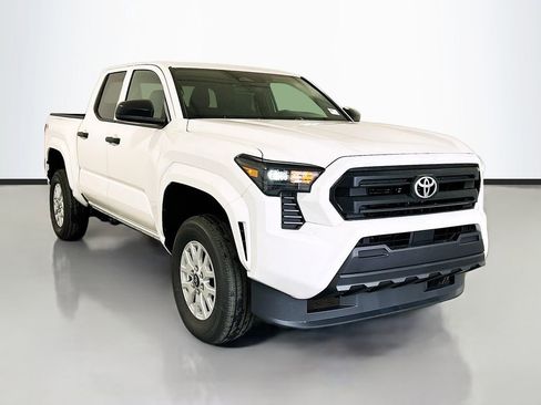 New 2026 Toyota Tacoma SR image 3