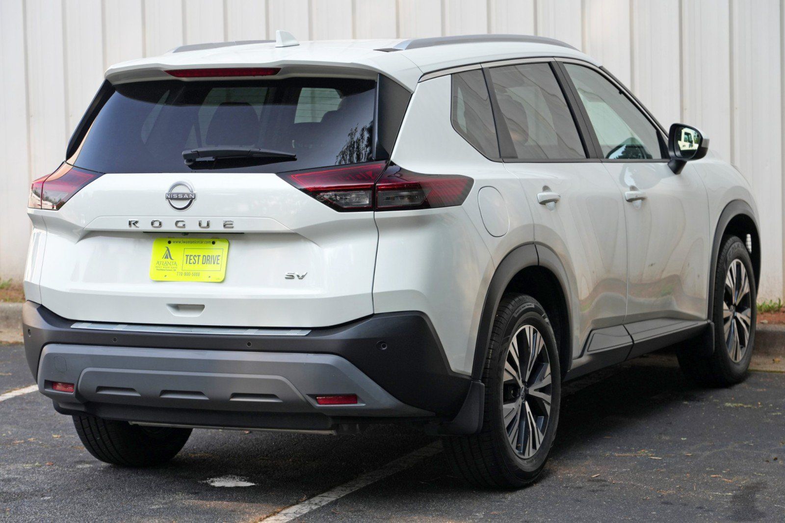 Used 2023 Nissan Rogue SV w/ SV Premium B Package FWD image 46