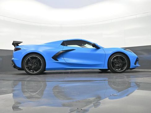 Used 2025 Chevrolet Corvette Stingray Premium Conv w/ 3LT RWD image 27