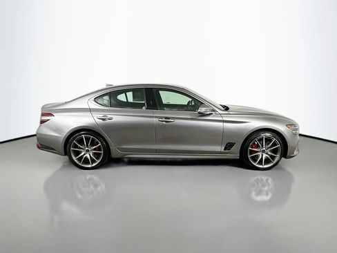 Used 2025 Genesis G70 2.5T RWD image 7