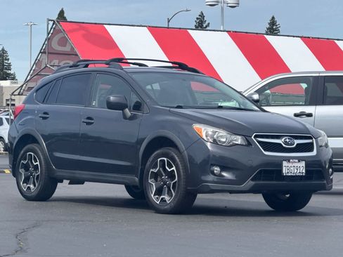 Used 2013 Subaru Crosstrek 2.0i Limited w/ Popular Pkg 2 AWD/4WD image 5