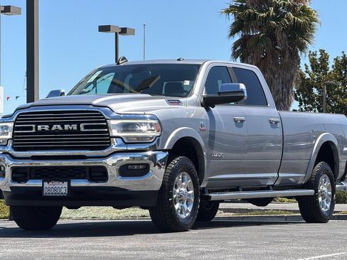 Used 2020 RAM 2500 Laramie AWD/4WD image 9