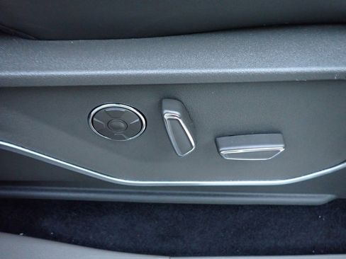 Used 2024 Ford F150 Platinum w/ Equipment Group 703A Plus image 14