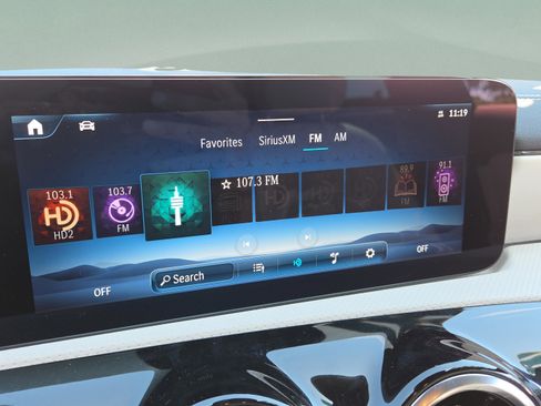 Used 2025 Mercedes-Benz CLA 250 image 18