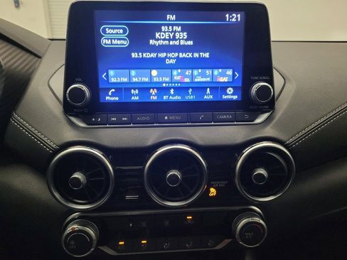 Used 2024 Nissan Sentra SV FWD image 25