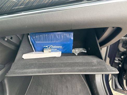 Used 2021 Cadillac XT6 Premium Luxury image 36