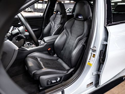 Used 2022 BMW M3 image 39