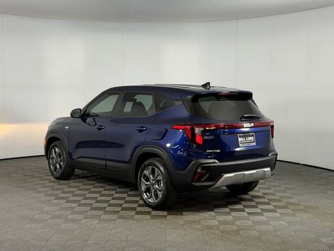 Used 2026 Kia Seltos LX AWD/4WD image 7