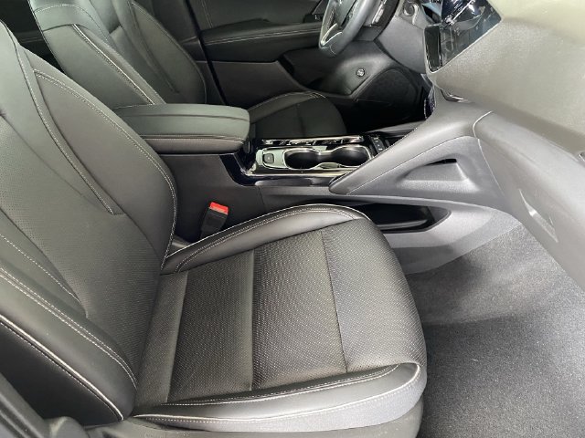 Used 2023 Buick Envision Essence AWD/4WD image 10