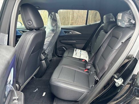 New 2026 Chevrolet Equinox EV LT image 11