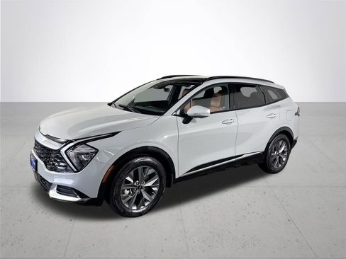 Used 2023 Kia Sportage SX image 2