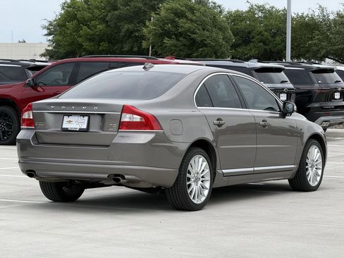 Used 2011 Volvo S80 T6 image 4