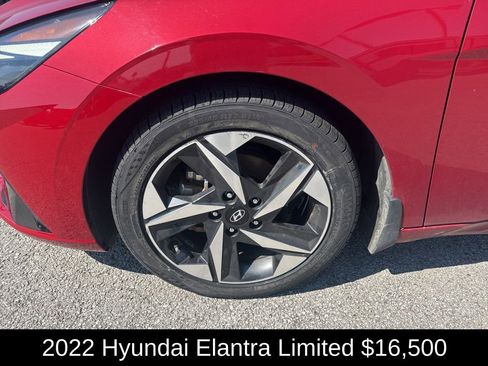 Used 2022 Hyundai Elantra Limited w/ Winter Weather Package image 9