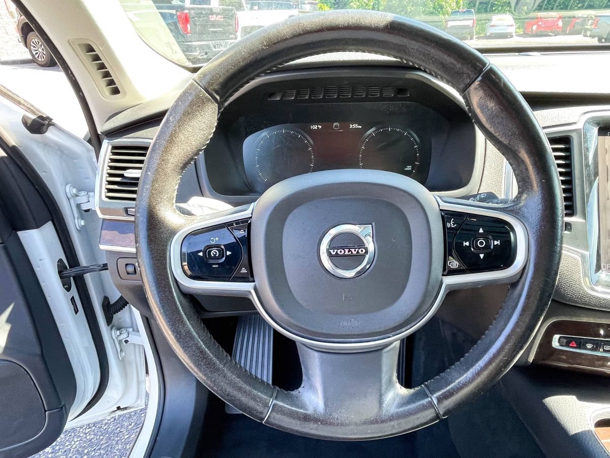 Used 2019 Volvo XC90 T6 Momentum w/ Advanced Package AWD/4WD image 11