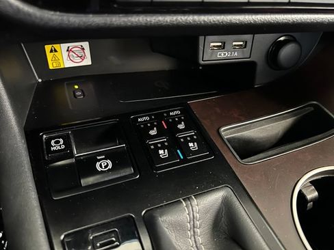 Used 2021 Lexus RX 450h AWD w/ Premium Package image 29