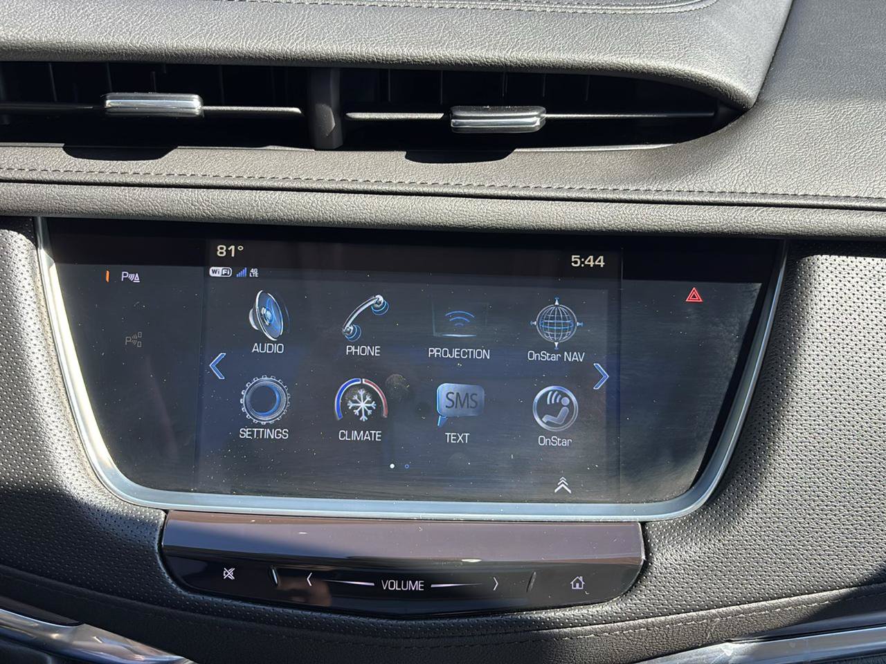 Used 2019 Cadillac XT5 Luxury AWD/4WD image 16