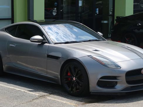 Used 2020 Jaguar F-TYPE R AWD/4WD image 5