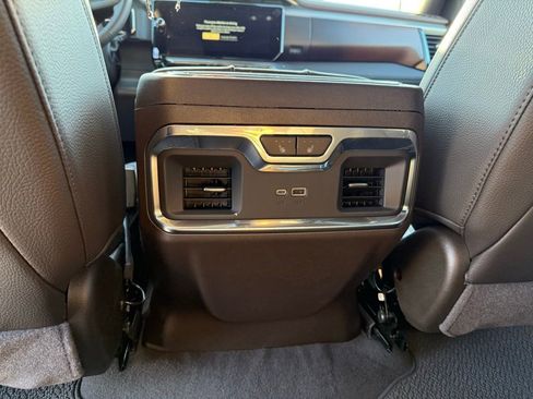 New 2026 GMC Sierra 3500 Denali w/ Denali Reserve Package image 24