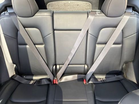 Used 2021 Tesla Model Y Long Range image 23