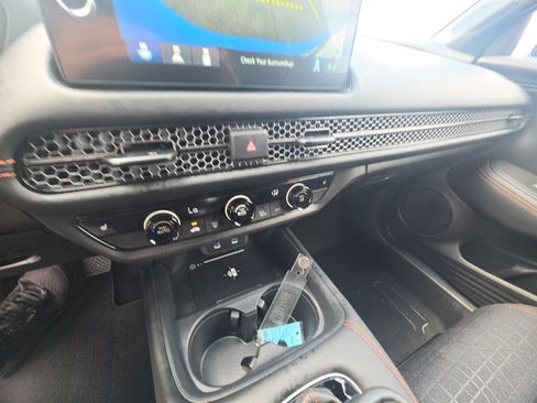 Certified 2026 Honda HR-V Sport image 22