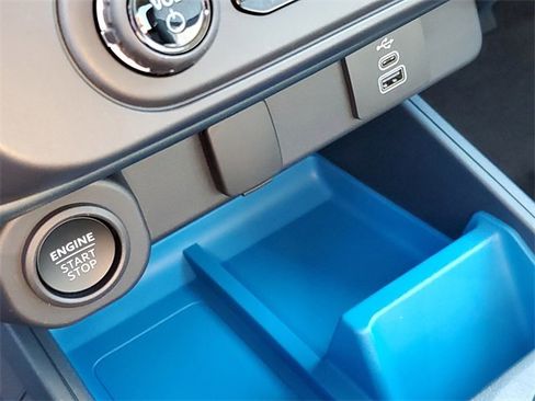 New 2025 Ford Maverick XLT w/ XLT Luxury Package image 21