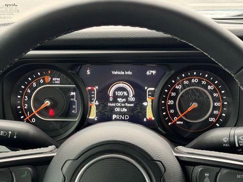 Used 2025 Jeep Gladiator Willys image 27